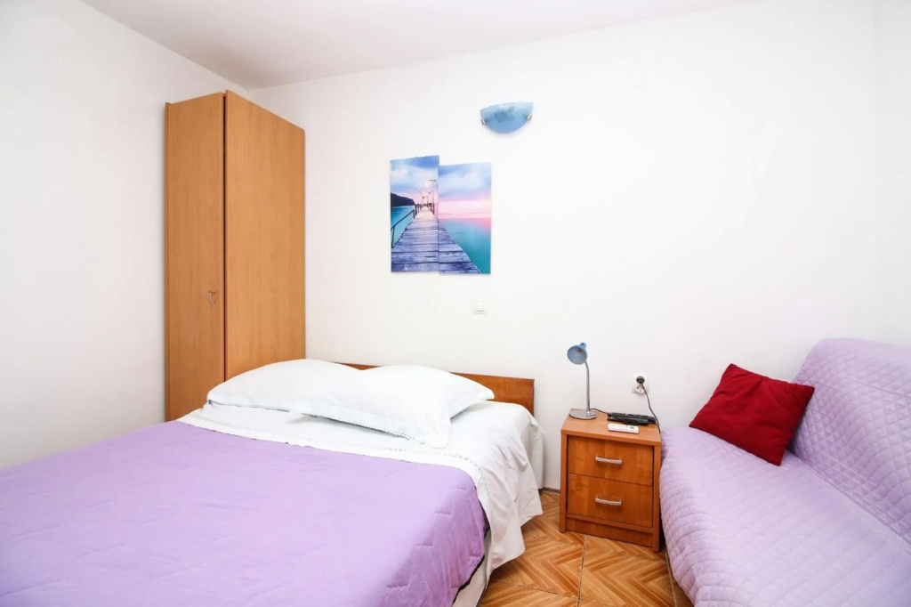 Bobi - 10 M From the sea - A3- Gornji