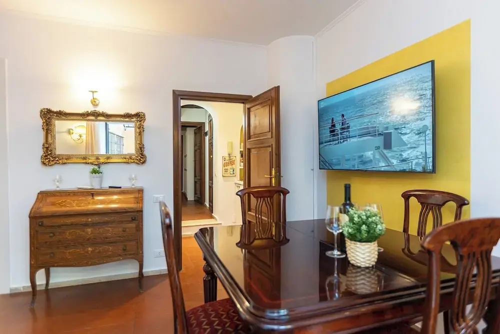 Rental in Rome Ciambella Art Home