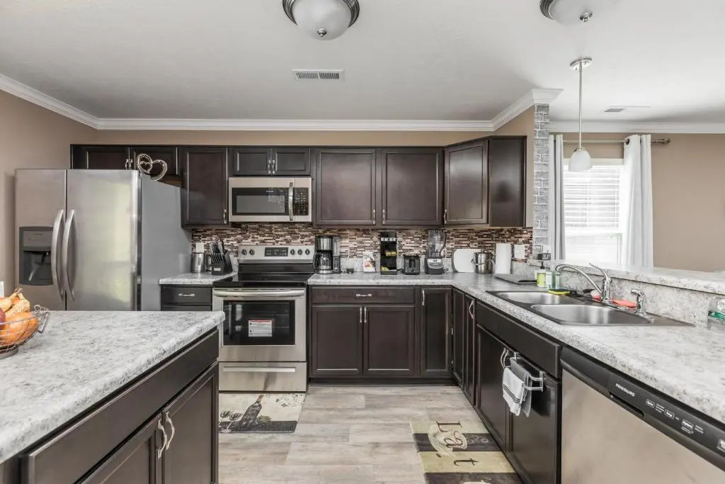 Brand New 5 Beds Luxury Home in a perfect location