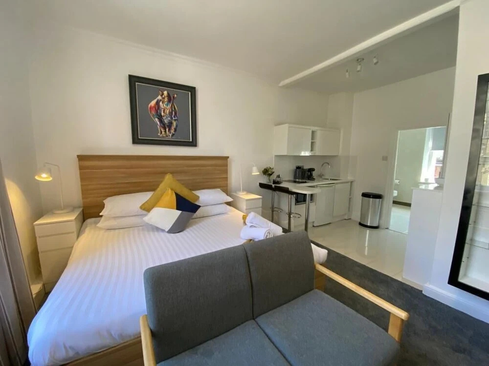 Sun Street Aparthotel