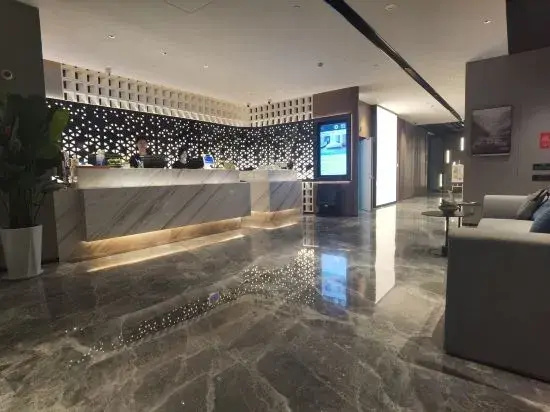 Atour Hotel Jinan Tangye Century Avenue