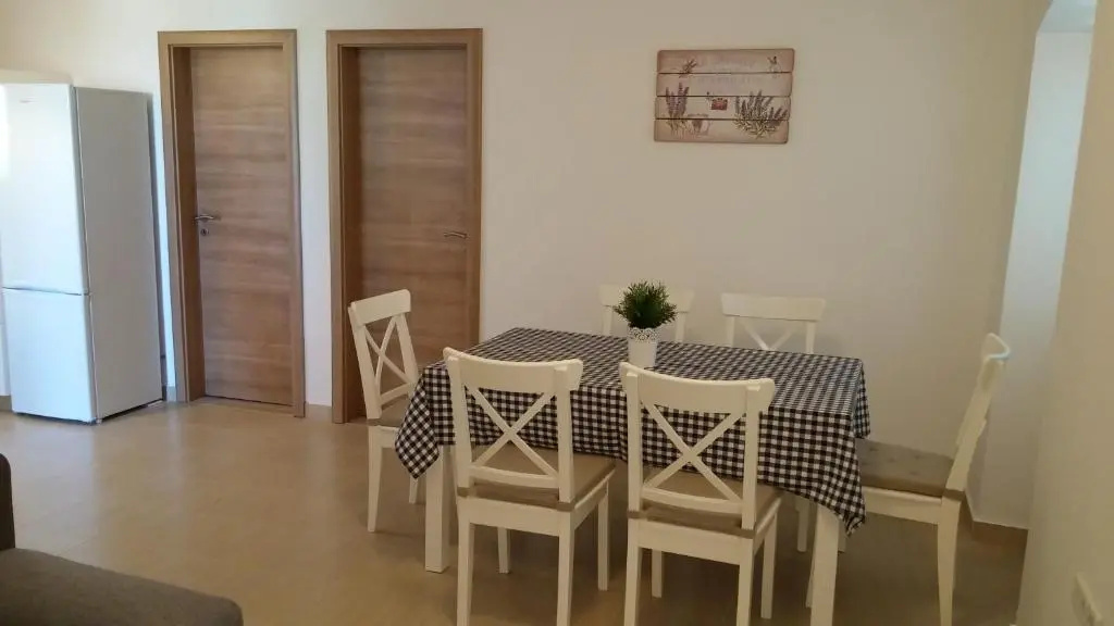Rosa Apartments