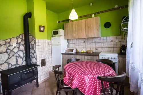 Vadmacska Vadász és Vendégház