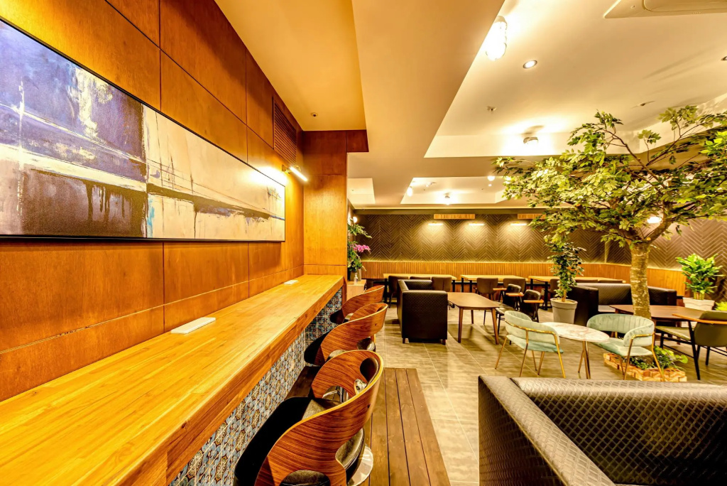 The Jade Hotel