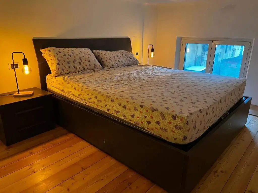 V&B Suits and apartments