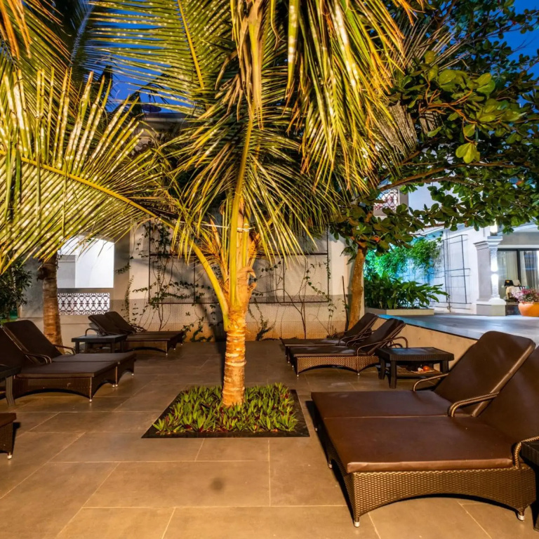 Chalston Beach Resort