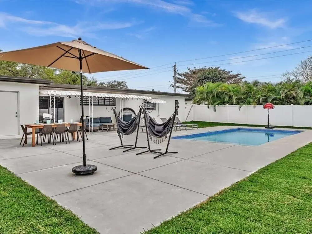 Casa Maya 3br Home With Pool In Hollywood Hills 3 Bedroom Home by RedAwning