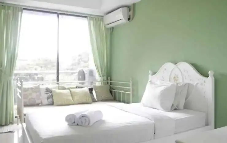 Comfortable and Stylish Studio at Beverly Dago Apartment By Travelio