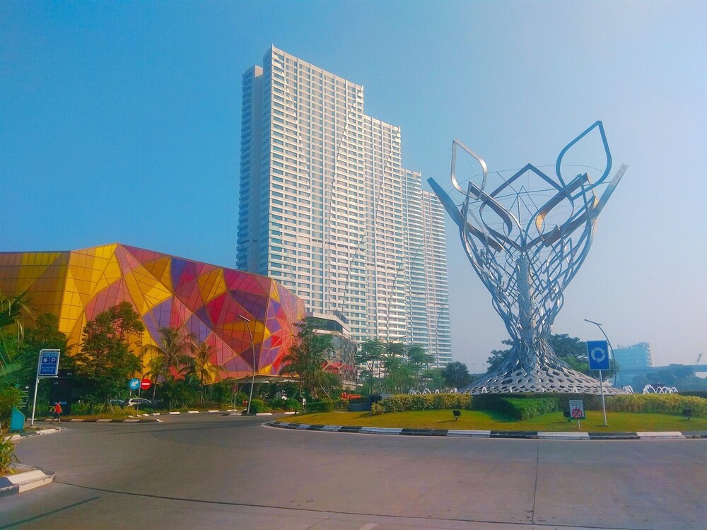 Pleasurable Studio Grand Kamala Lagoon Apartment Near Mall