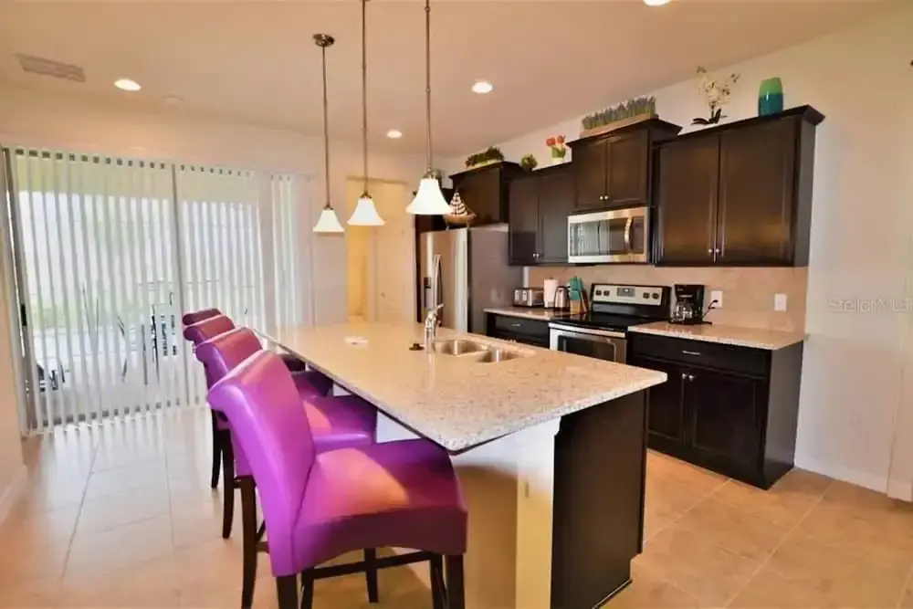 Simply Comfort 5bd House. Private Pool