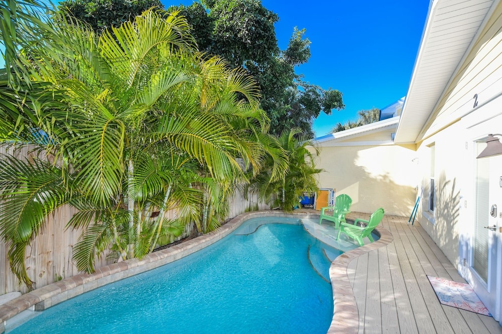 Coconut Cottage #2