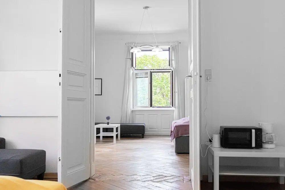 Central Access 2BR Apt Near AKH Hospital