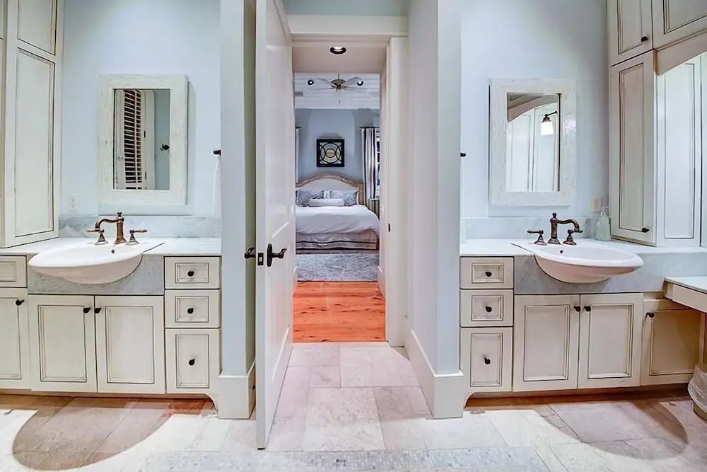 Serendipity 3 Bedroom Holiday Home by Five Star Properties