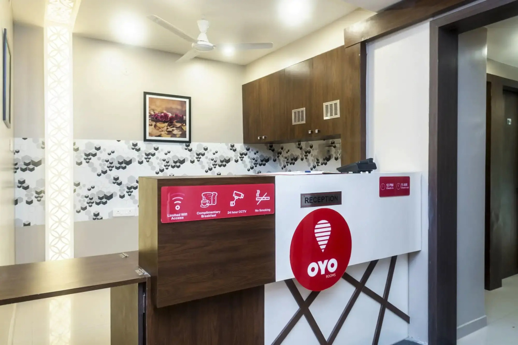 OYO 18340 Grand Pune
