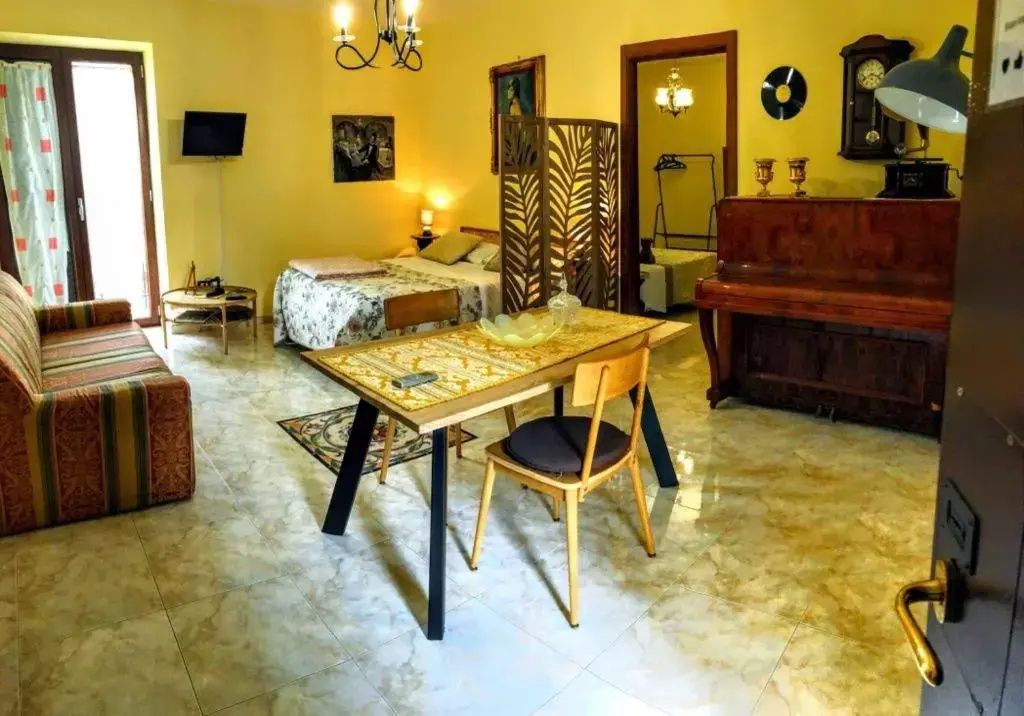 Residenza ACQUAVIVA 121