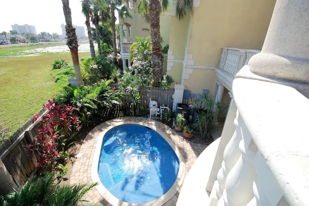 122 Bay Harbor 3 Bedroom Townhouse