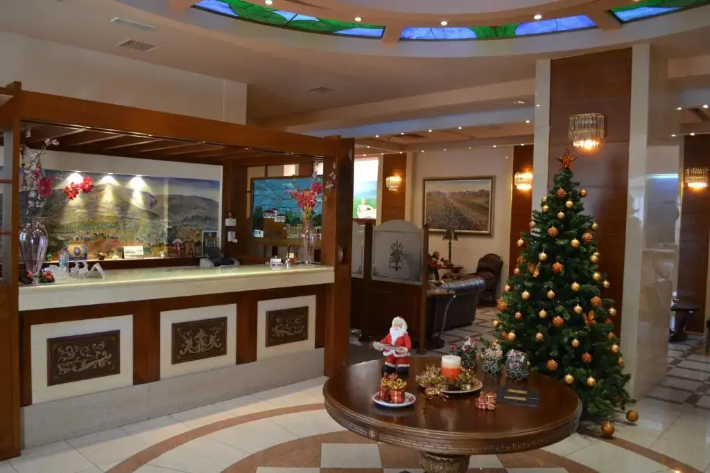 Elena Hotel