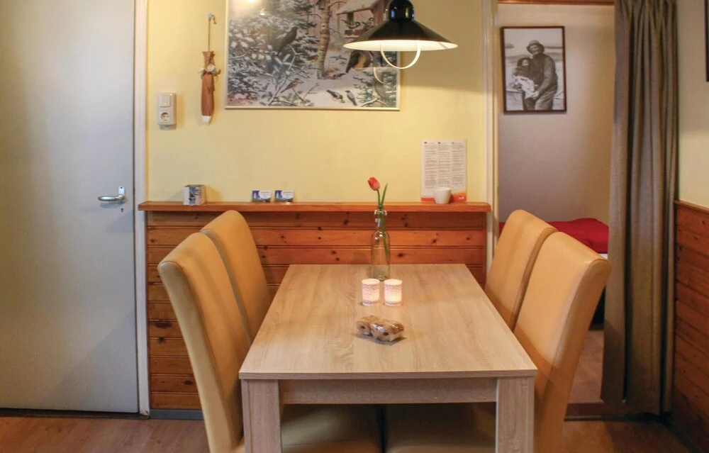 Beautiful Home in Egmond Aan Zee With 3 Bedrooms and Wifi