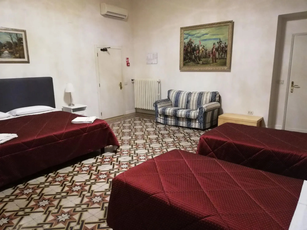 Hotel St. James