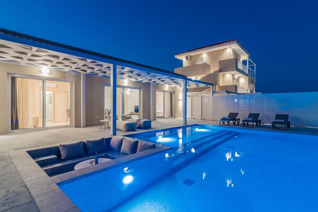 Spartakos Luxury Villa 2