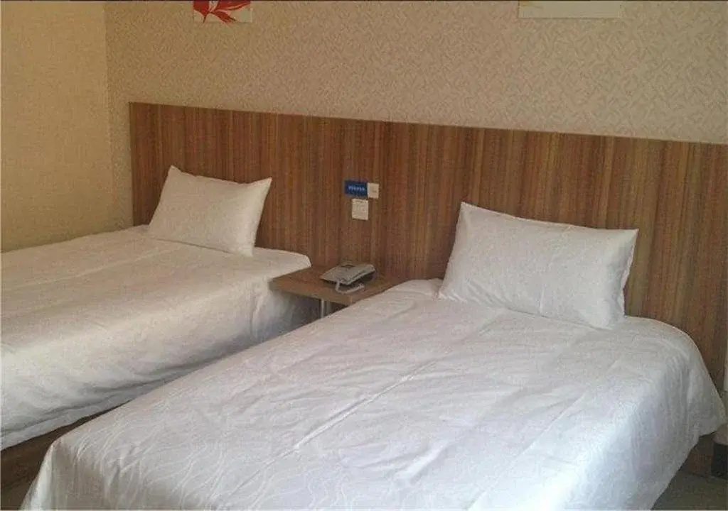 Yake E-Home Kuaijie Hotel Luquan Branch