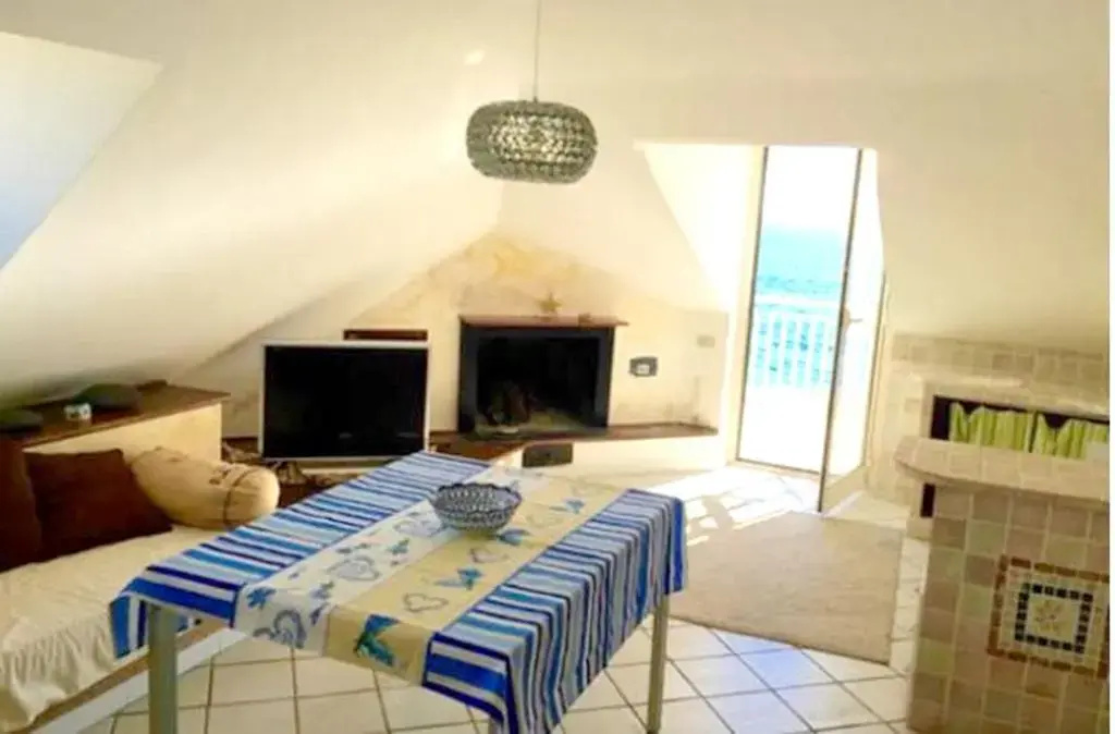 Apartment With one Bedroom in Mascali, With Wonderful sea View, Furnished Terrace and Wifi - 10 m From the Beach