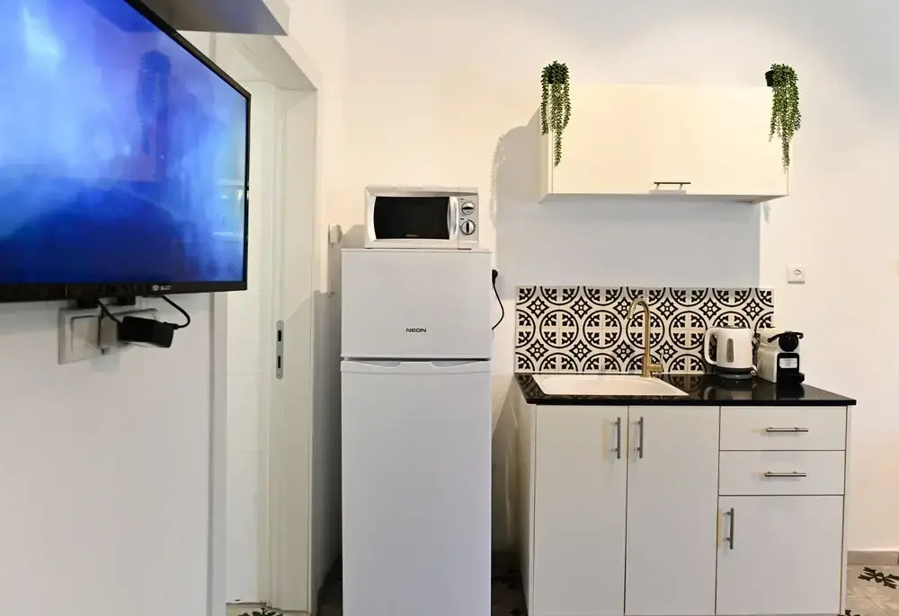 Bazelet Apartments