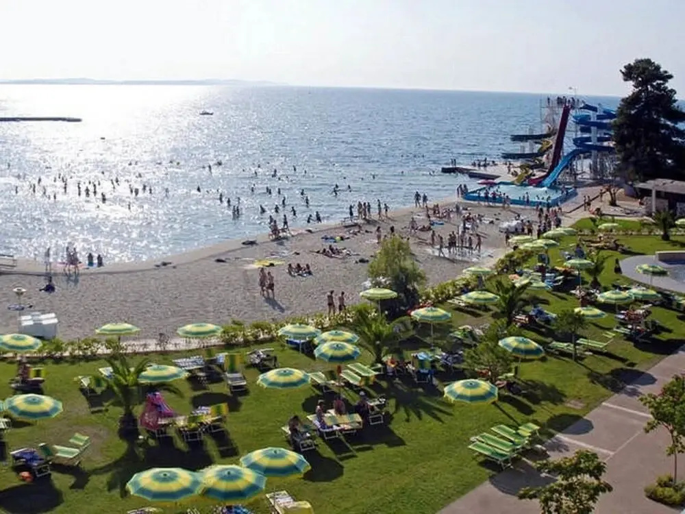 Ruža - Comfortable 2 Bedrooms Apartment - A1