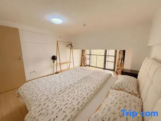 Kunming Miaojiang Apartment (Hailun Center)