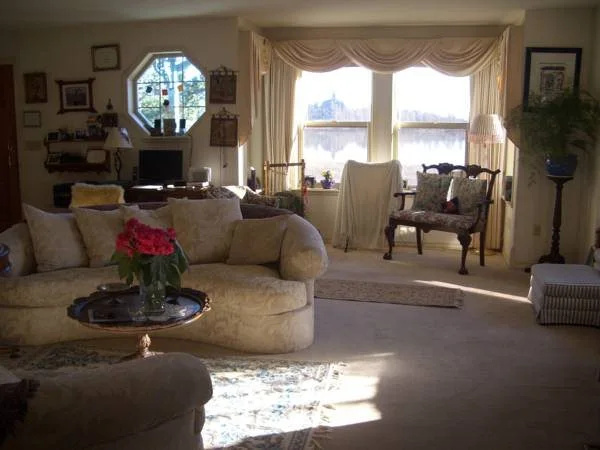 Hubers INN Port Townsend