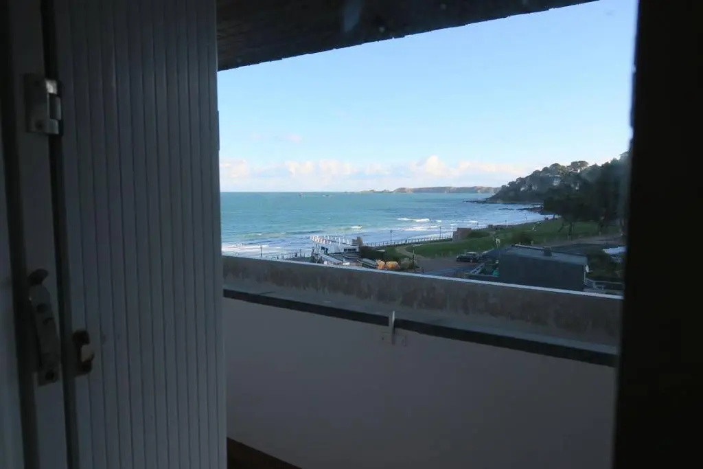 Appartement VUE PANORAMIQUE MER plage de Trestraou à PERROS-GUIREC - Réf 911