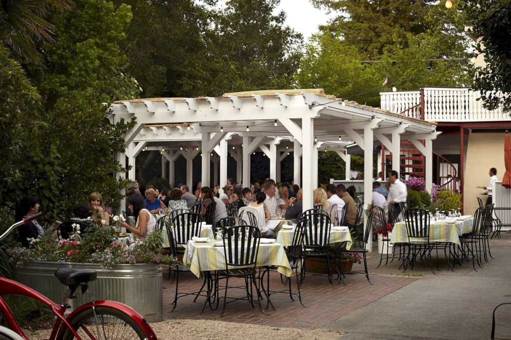 Calistoga Inn Restaurant and Brewery