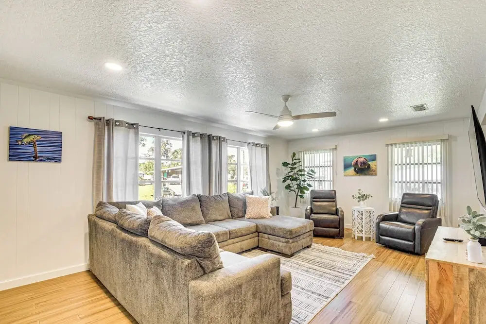 Charming Canalfront Retreat w/ Double Boat Slip!