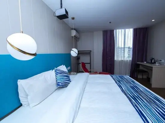 Nanyuan Inn (Ningbo Tianyi Square Caihong South Road)