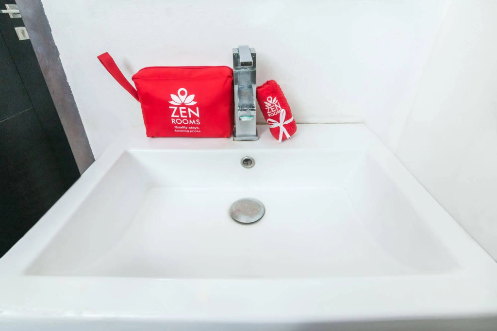 ZEN Rooms Seminyak Umalas