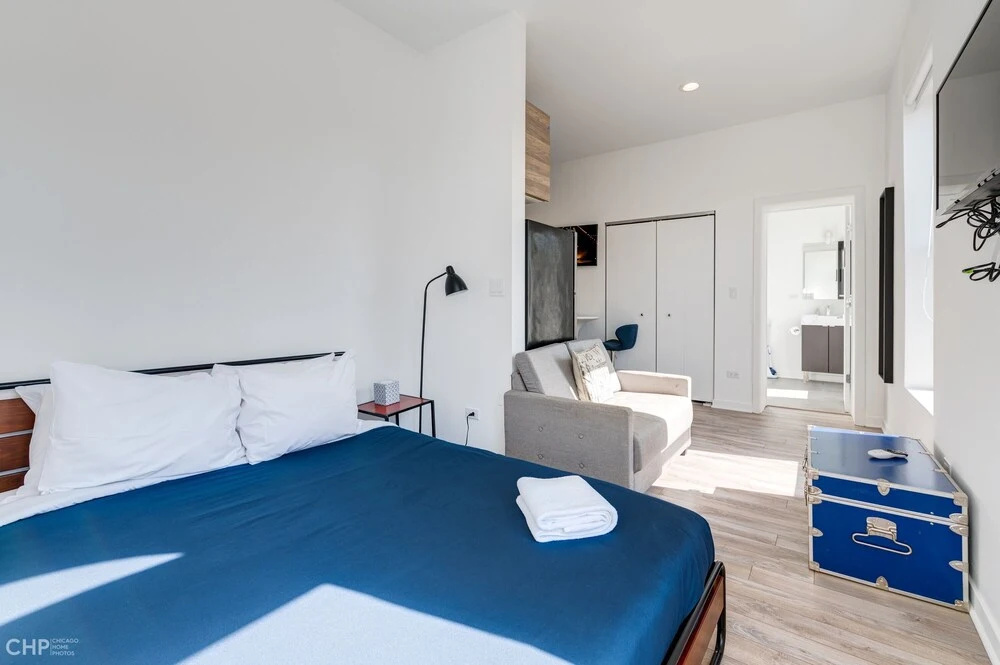 Steps From (Arguably) The Best Pizza Spot In Chicago - Experience The Local Chicago Lifestyle - 747 Lofts Cabin 208  by RedAwning