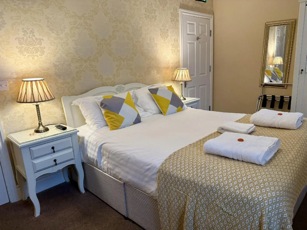 The Crescent Guest House