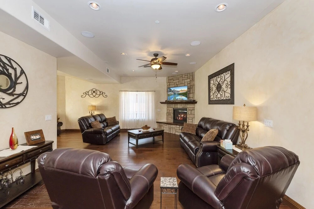 No. 20 Mountain Masterpiece, Lake Views, 6 Bd Ac! 6 Bedroom Home
