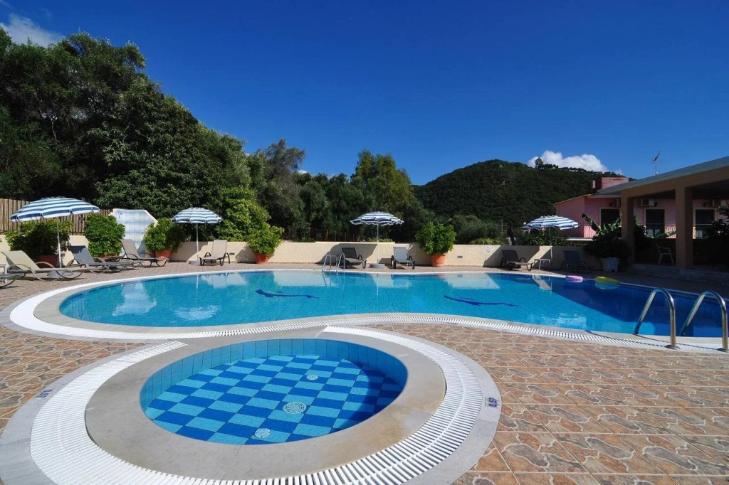 Marilena Studios And Apartments