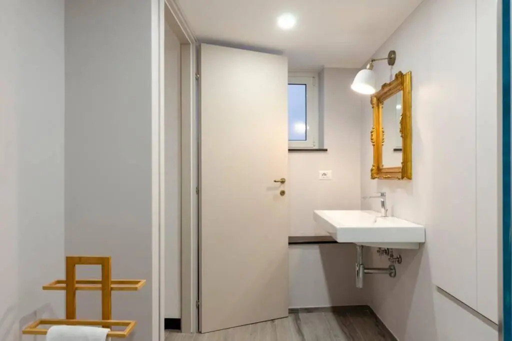 Castelli's Apartment for your holiday 12
