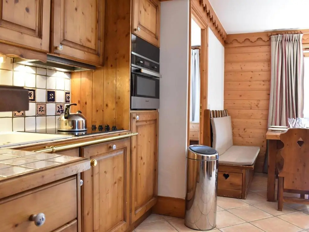 Appartement Méribel, 3 pièces, 6 personnes - FR-1-180-201