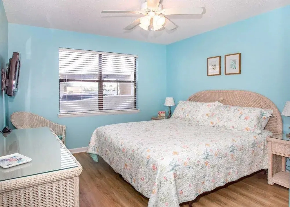 Sunny Beach Retreat #11 - 2 Br Condo