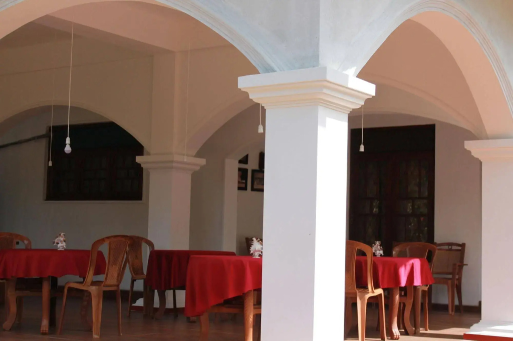 Avon Hikkaduwa Guest House