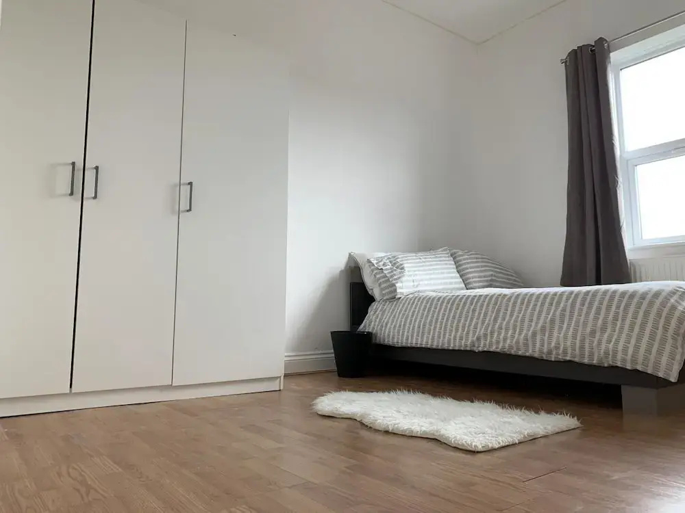 New Stylish Sleek 2bd Flat Heart of Thornton Heath