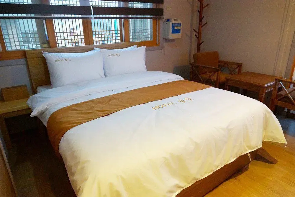 Hwangsil Tourist Hotel