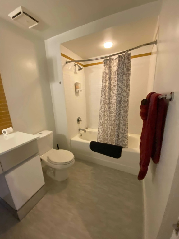 Deep Cleaned 1Br Apartment | Downtown Location