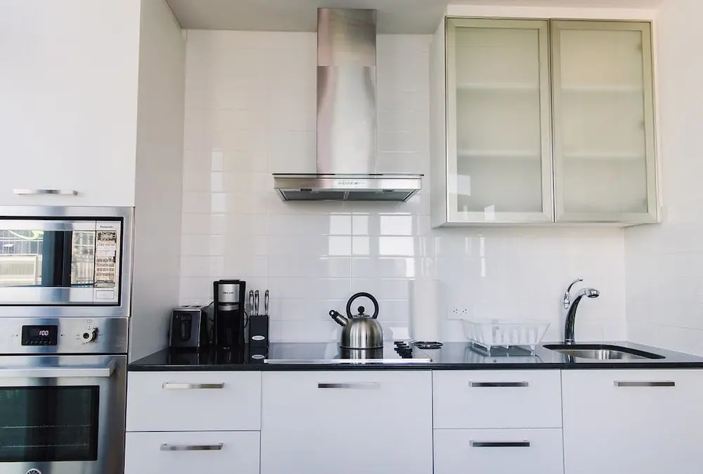 N2N Suites - ICE CityView Suite by Short Term Stays