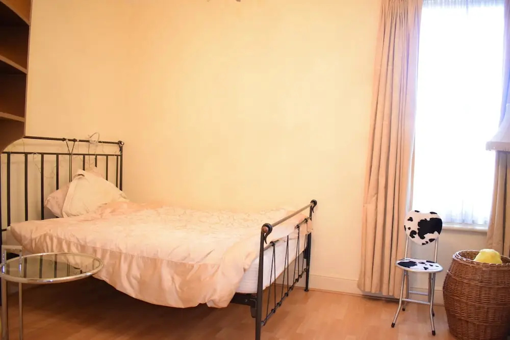 2 Bedroom In Shepherds Bush