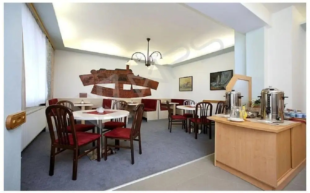 HOTEL RAJSKY
