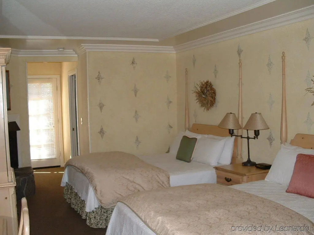 Sea Otter Inn